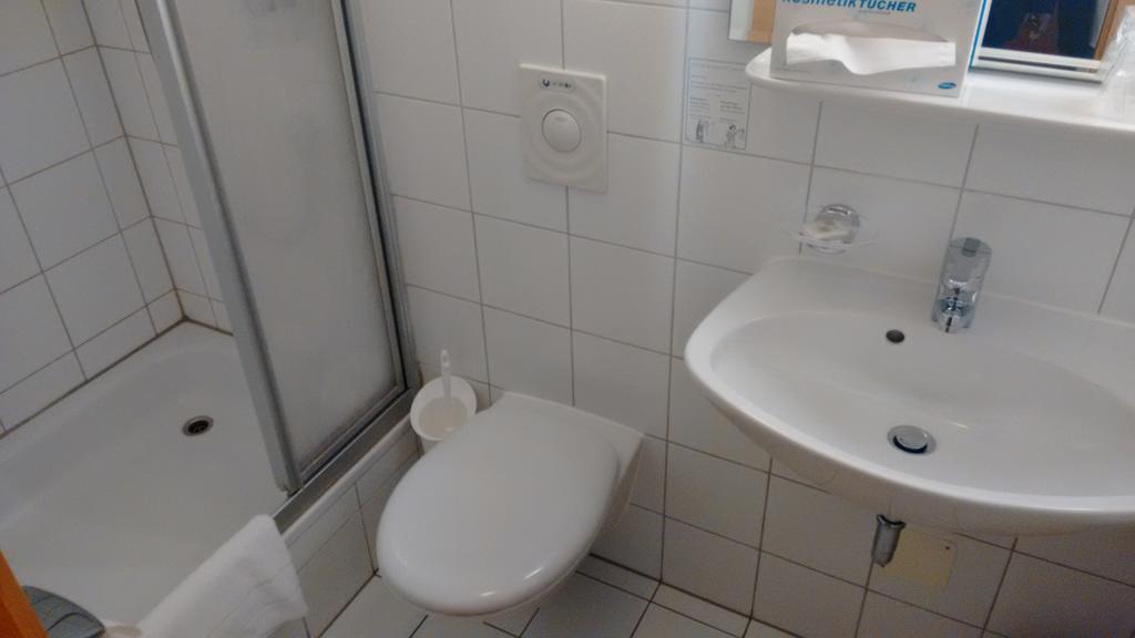Altstadt- Und Businesshotel Pfaubraeu - Brauereigasthof - Fruehstuecksbuffet - Kostenfreie Radgarage - Hunde Willkommen 3*
