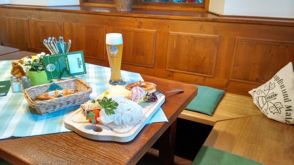 Altstadt- Und Businesshotel Pfaubraeu - Brauereigasthof - Fruehstuecksbuffet - Kostenfreie Radgarage - Hunde Willkommen Hotel 3*